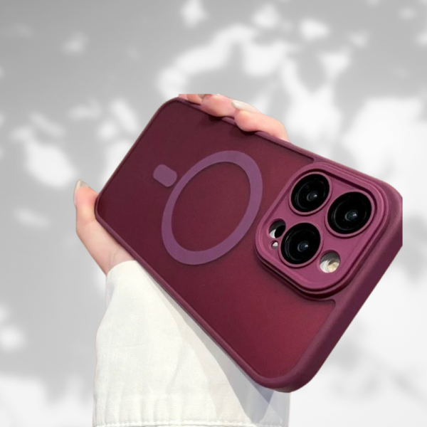 MagSafe-Compatible Phone Case