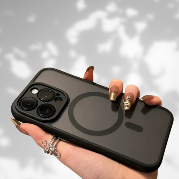 MagSafe-Compatible Phone Case